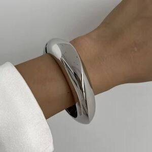 Elegant Silver color Bangle Bracelet